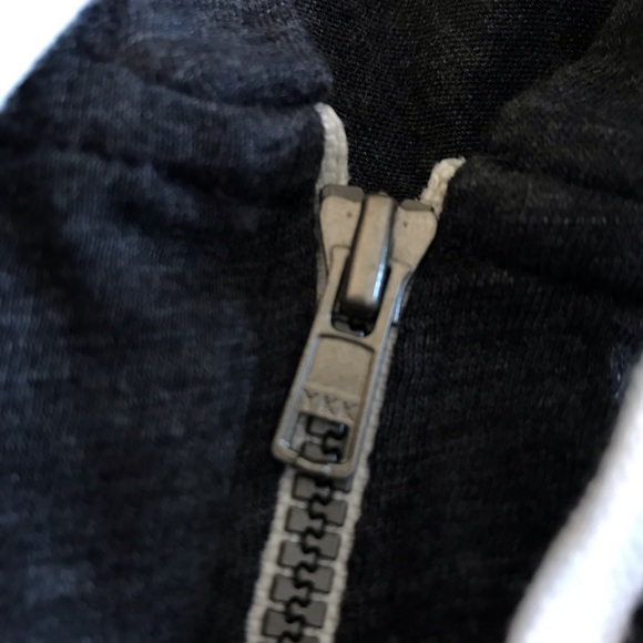 Old Navy gray zip up hoodie - Picture 5 of 6
